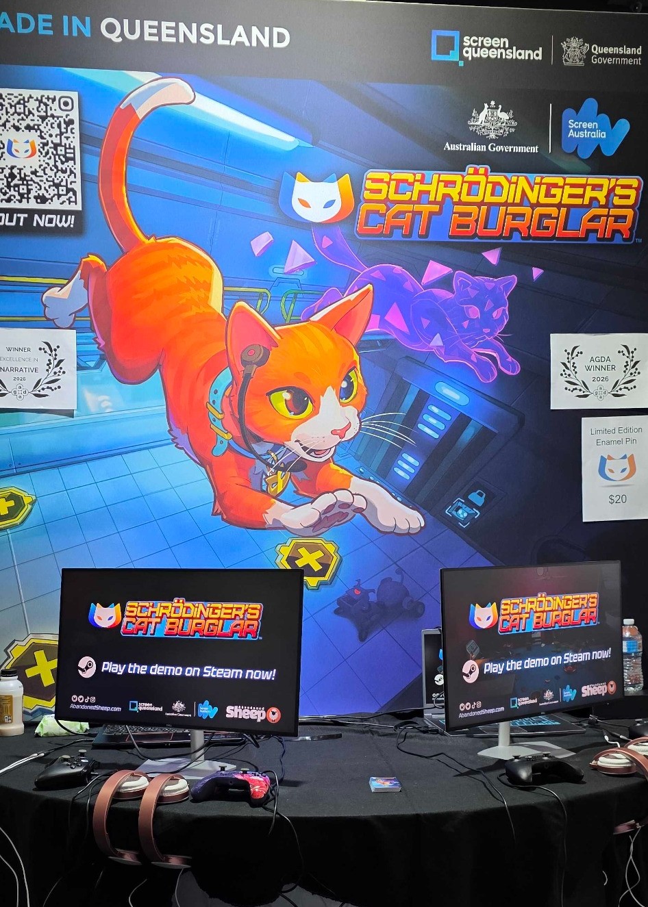 Schrödinger's Cat Burglar on the convention floor